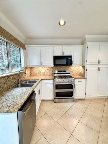 635 Saint Anns Drive, Laguna Beach, CA 92651