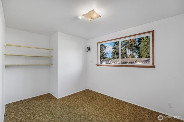 627 SW 305th Street, Federal Way, WA 98023