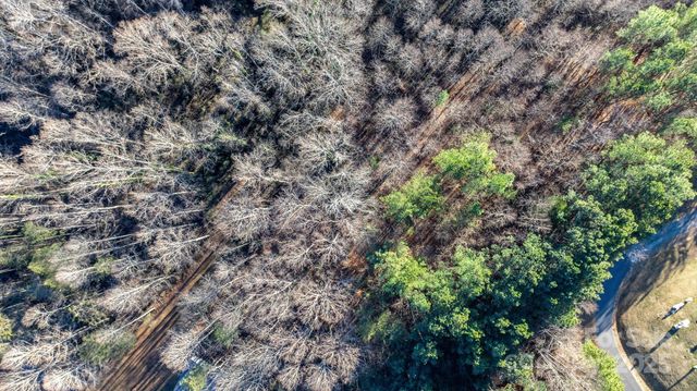 74 W Court Cemetery Road, Marion, NC 28752