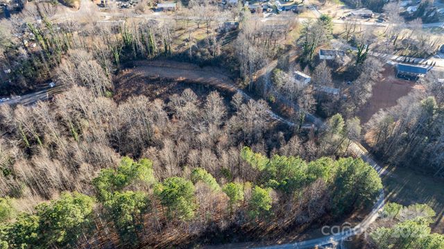 74 W Court Cemetery Road, Marion, NC 28752