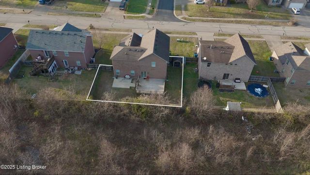 168 Reserves Blvd, Shepherdsville, KY 40165