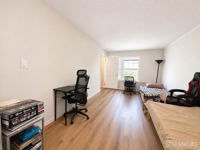 263 Prestwick Way, Edison, NJ 08820