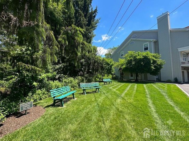 263 Prestwick Way, Edison, NJ 08820