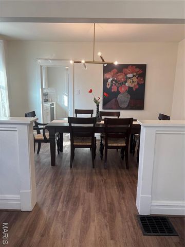 9157 E Milton Avenue, Overland, MO 63114