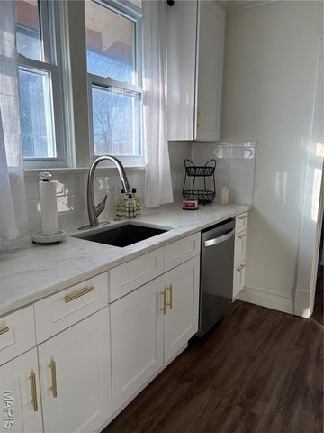 9157 E Milton Avenue, Overland, MO 63114