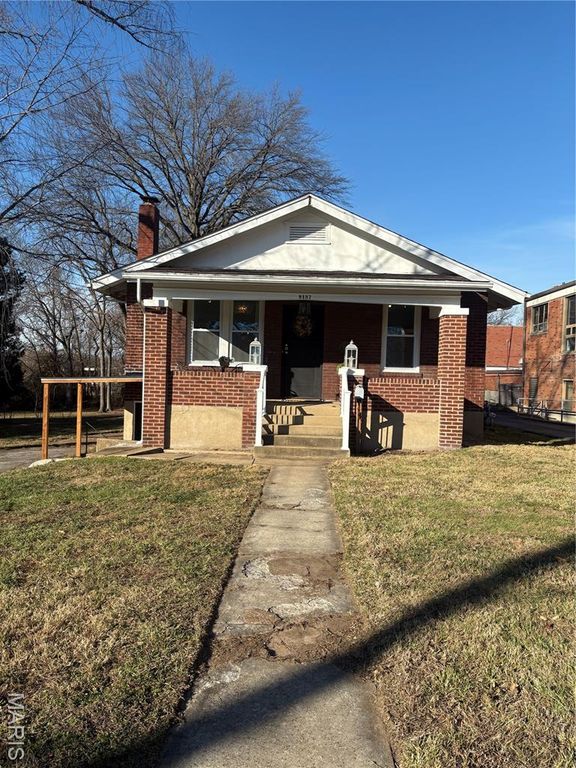 9157 E Milton Avenue, Overland, MO 63114