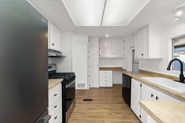 9 Via Valverde, Cathedral City, CA 92234