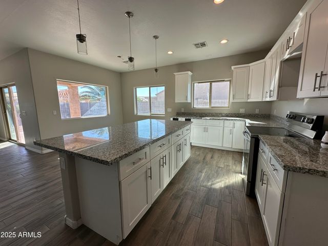 15115 S INDIAN BEND Lane, Arizona City, AZ 85123