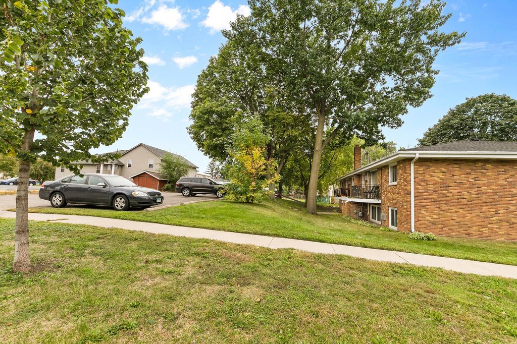 1610 Albemarle Street, Saint Paul, MN 55117 — photo 3