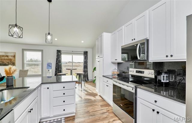 1177 Marathon Drive, Foristell, MO 63348