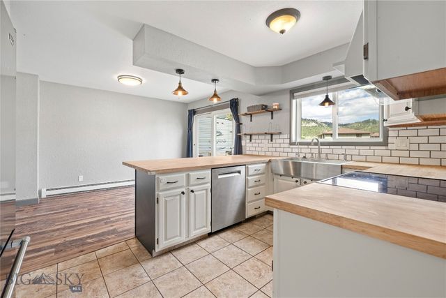 202 Meadow View Drive, Butte, MT 59701