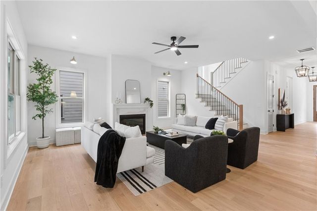 2471 Edwards Drive, Atlanta, GA 30318