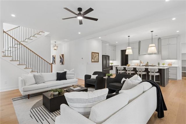 2471 Edwards Drive, Atlanta, GA 30318