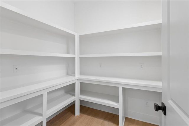2471 Edwards Drive, Atlanta, GA 30318