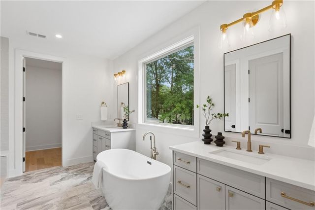 2471 Edwards Drive, Atlanta, GA 30318