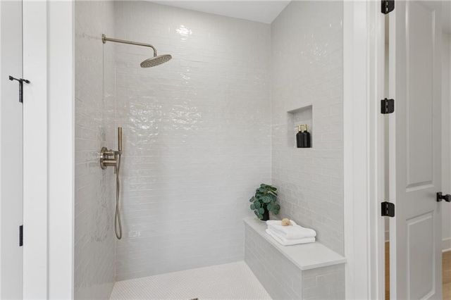 2471 Edwards Drive, Atlanta, GA 30318