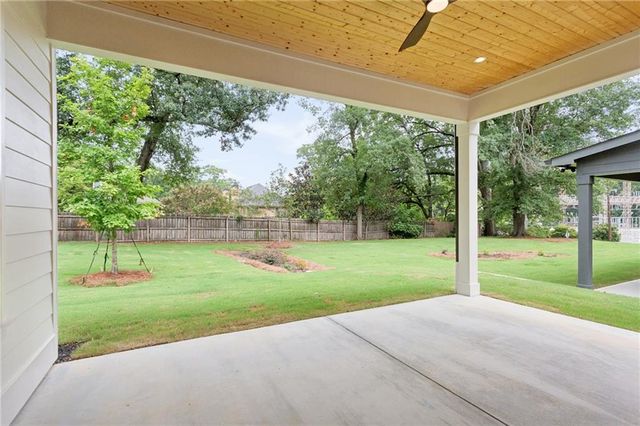 2471 Edwards Drive, Atlanta, GA 30318