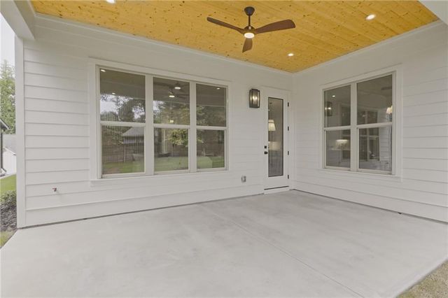 2471 Edwards Drive, Atlanta, GA 30318