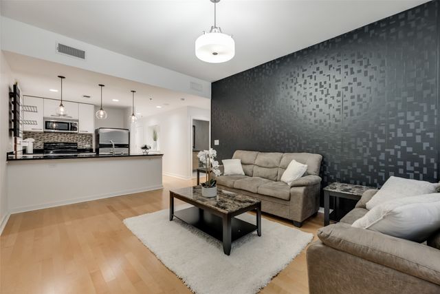 1200 Main Street 1007, Dallas, TX 75202