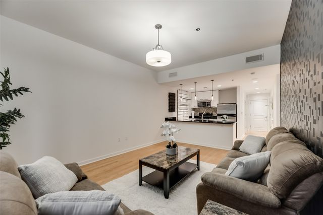 1200 Main Street 1007, Dallas, TX 75202