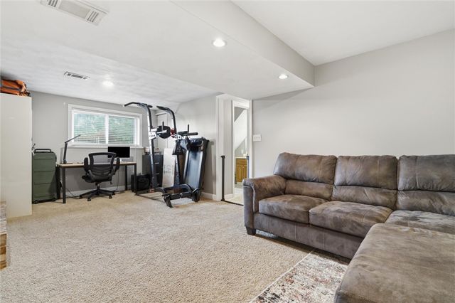 4030 Benden Circle, Murrysville, PA 15668