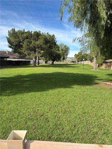 27635 Peridot Way, Castaic, CA 91384