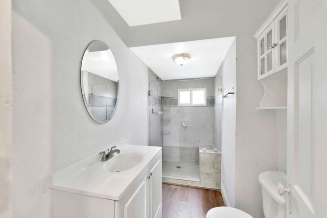 904 S Water St, Wichita, KS 67213