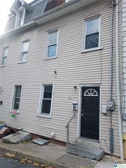 408 Spruce Street, Allentown City, PA 18102