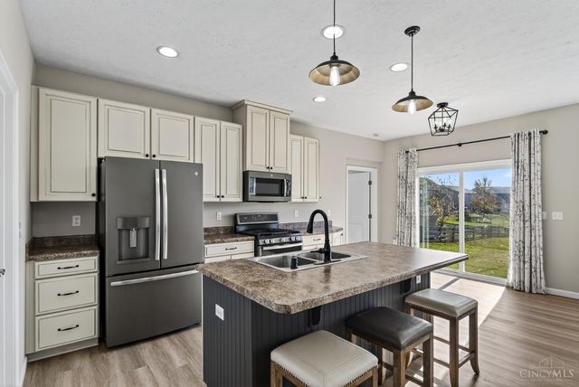 9629 Averi Court, Harrison, OH 45030