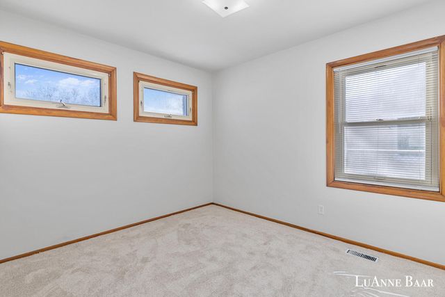 1703 Fuller Avenue NE, Grand Rapids, MI 49505