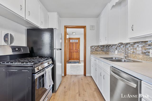 1703 Fuller Avenue NE, Grand Rapids, MI 49505