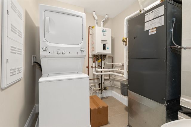 441 Essex Street 302, Swampscott, MA 01907