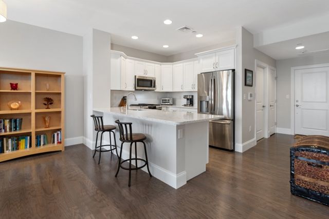 441 Essex Street 302, Swampscott, MA 01907