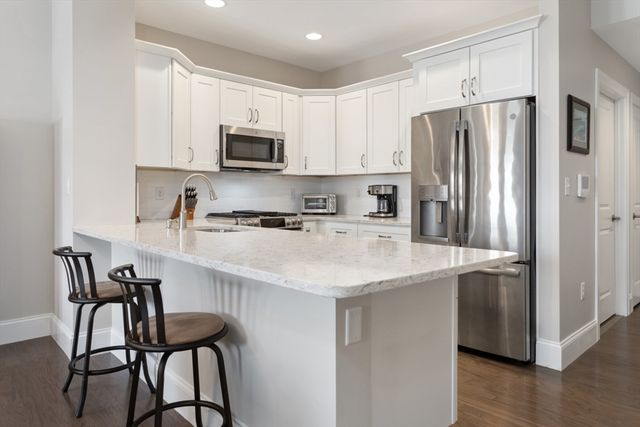 441 Essex Street 302, Swampscott, MA 01907