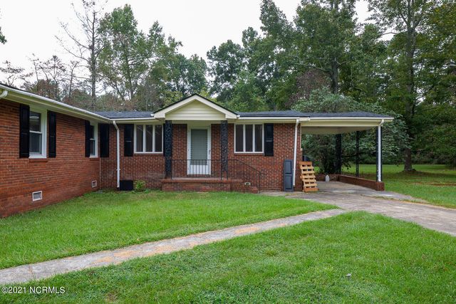 1101 Bullard Street, Roseboro, NC 28382