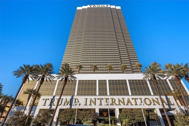 2000 North Fashion Show Drive 5326, Las Vegas, NV 89109