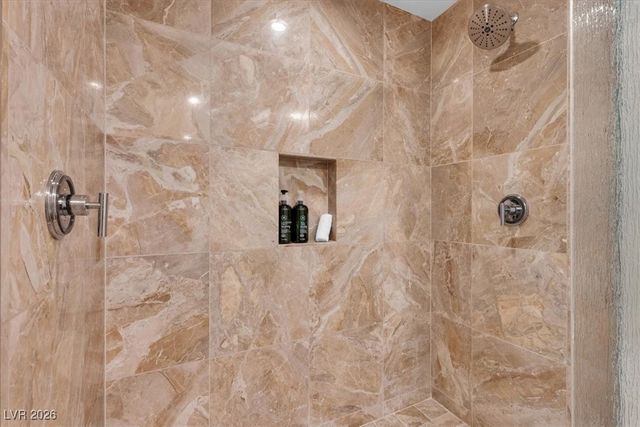 2000 North Fashion Show Drive 5326, Las Vegas, NV 89109