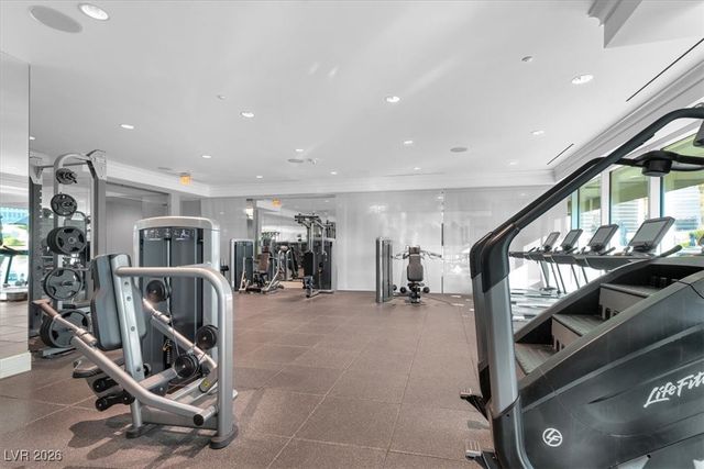 2000 North Fashion Show Drive 5326, Las Vegas, NV 89109