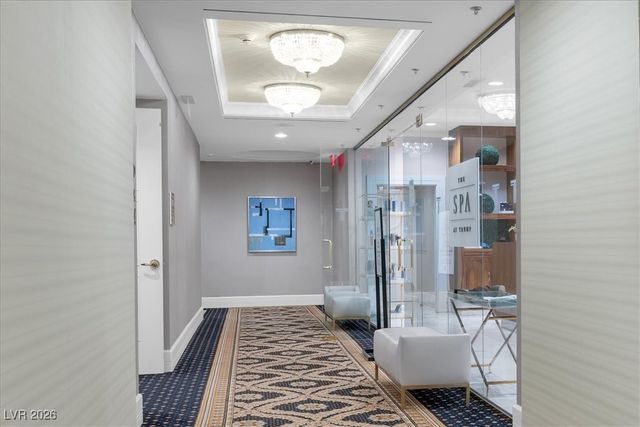 2000 North Fashion Show Drive 5326, Las Vegas, NV 89109