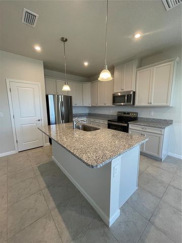 6800 PEBBLEBROOKE WAY, Zephyrhills, FL 33541