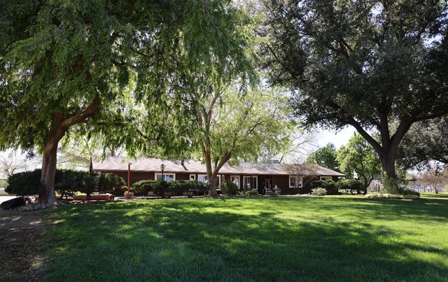 6560 Bethel, Clovis, CA 93619