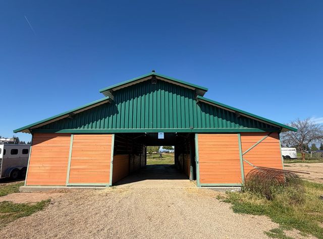 6560 Bethel, Clovis, CA 93619