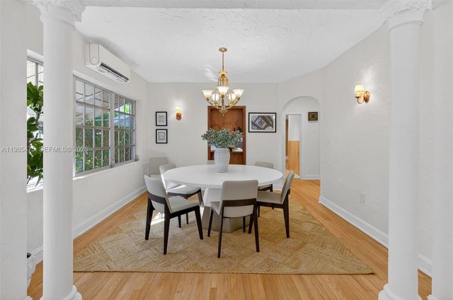 1305 Alhambra Cir, Coral Gables, FL 33134