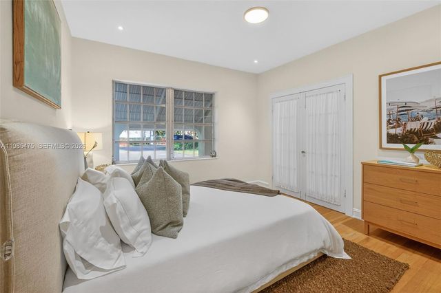 1305 Alhambra Cir, Coral Gables, FL 33134