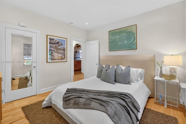 1305 Alhambra Cir, Coral Gables, FL 33134