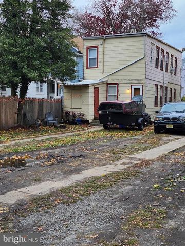 124 MOUNT HOLLY AVE, Mt Holly, NJ 08060