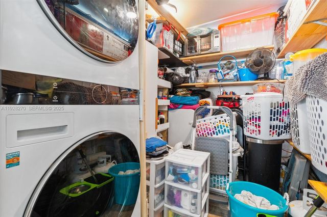 8822 NW 112th Ter, Hialeah Gardens, FL 33018