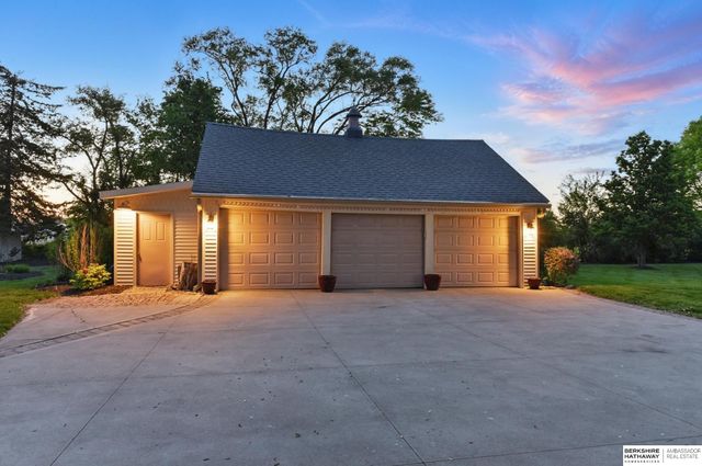 512 N Spruce Street, Valley, NE 68064