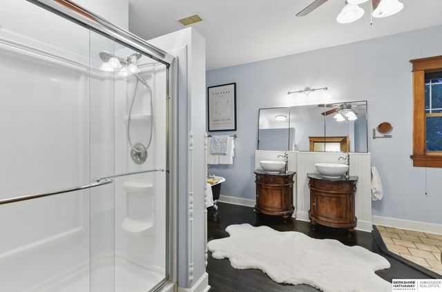 512 N Spruce Street, Valley, NE 68064