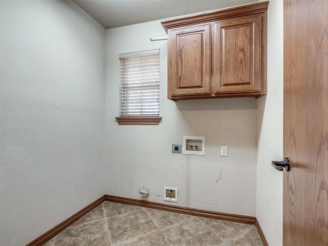 1304 Redbud Court, Moore, OK 73160